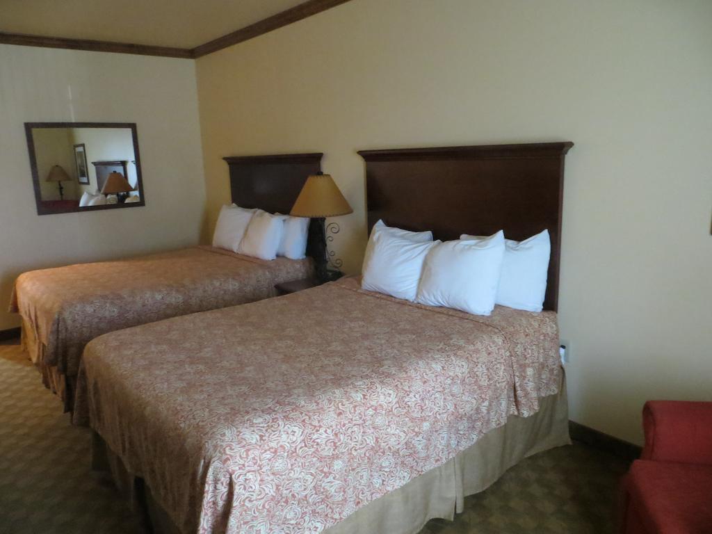 Hotel Texas Hallettsville Room photo